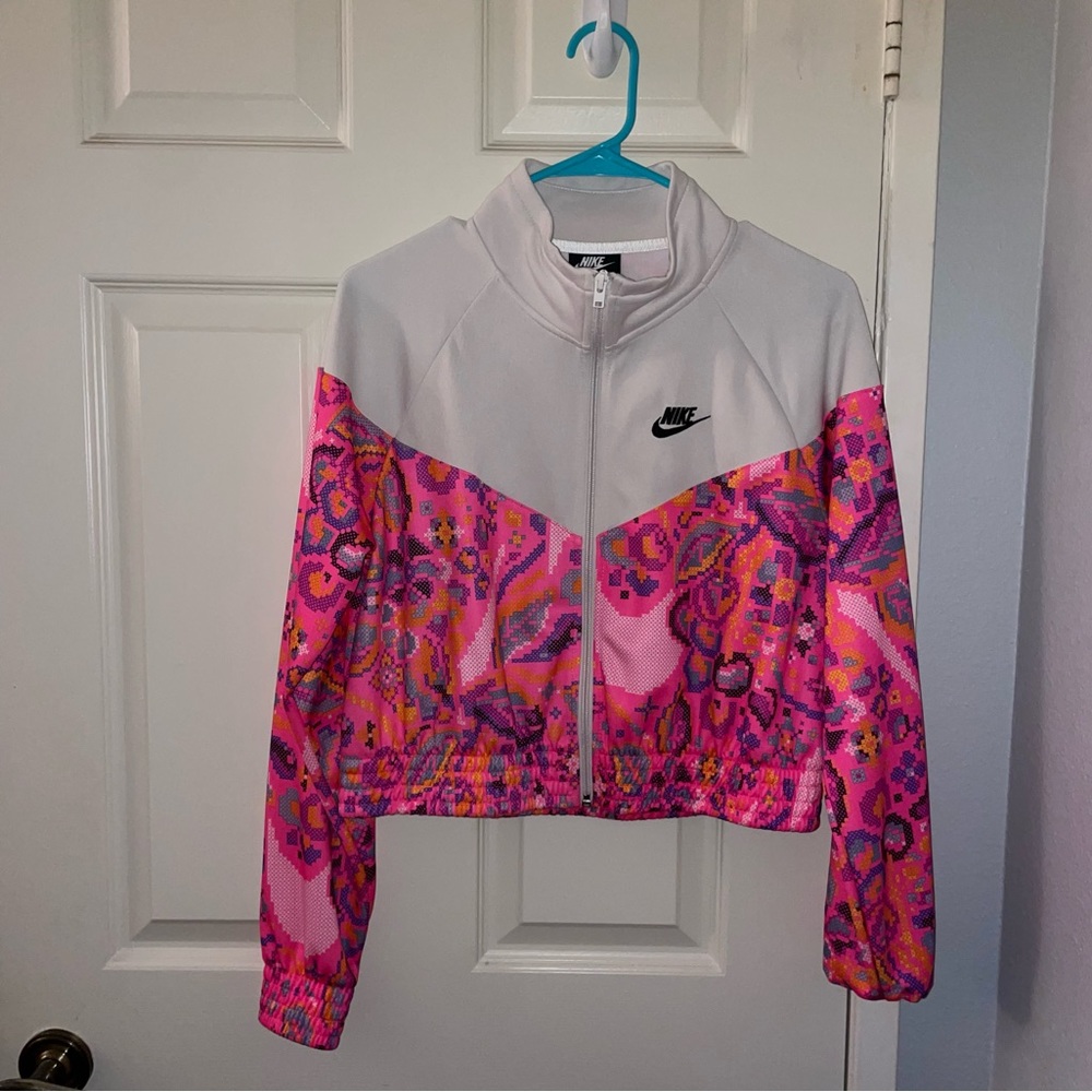 Nike Jacket - Size: M